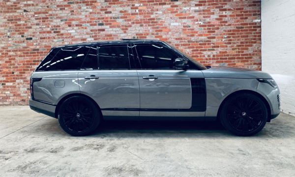 2019 RANGE ROVER RANGE ROVER 4D WAGON L494 MY19.5 SPORT SDV6 SE (183kW) image
