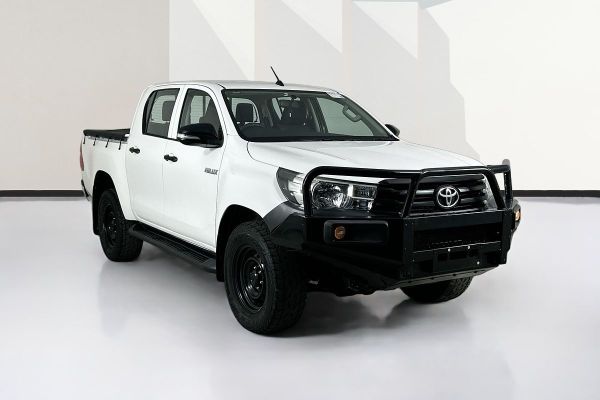 2016 Toyota HILUX WORKMATE (4x4) GUN125R 4X4 image