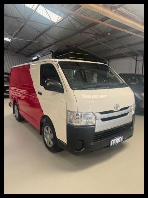 2015 Toyota Hiace Van TRH201R image