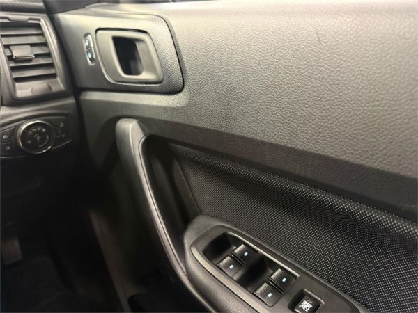 2021 Ford Everest UA II Ambiente image