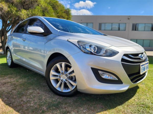 2014 HYUNDAI i30 5D HATCHBACK GD MY14 TROPHY image