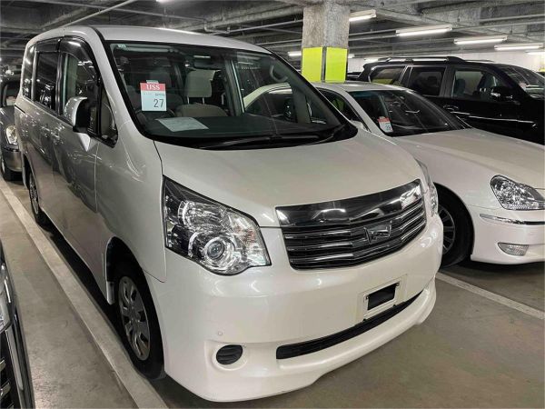 2012 Toyota NOAH Wagon ZRR70G X (WELCAB) image