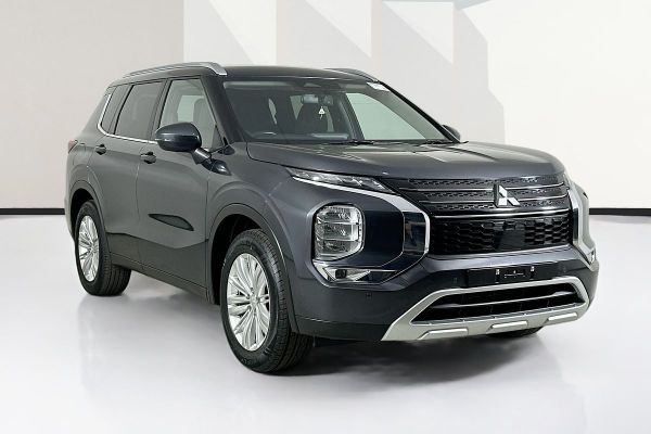 2024 Mitsubishi OUTLANDER LS 7 SEAT (2WD) ZM MY24 image