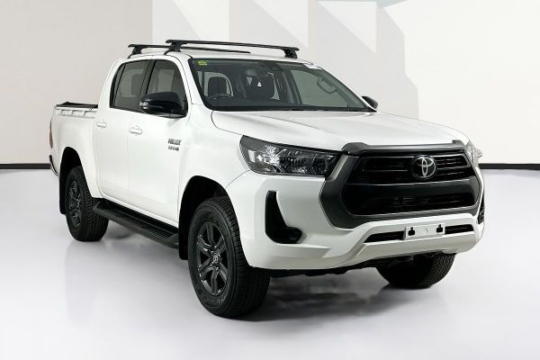 2023 Toyota HILUX SR (4x4) GUN126R 4X4 image