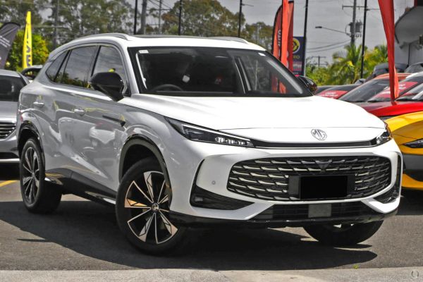 2024 MG HS Essence Auto MY25 image