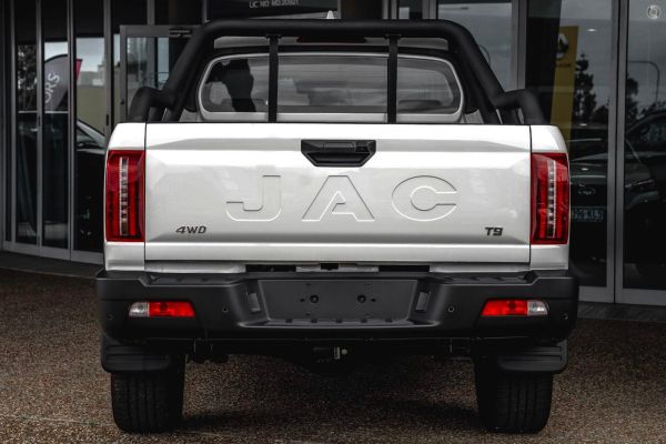 2024 JAC T9 Oasis image