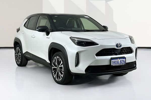 2022 Toyota YARIS CROSS URBAN HYBRID MXPJ10R image
