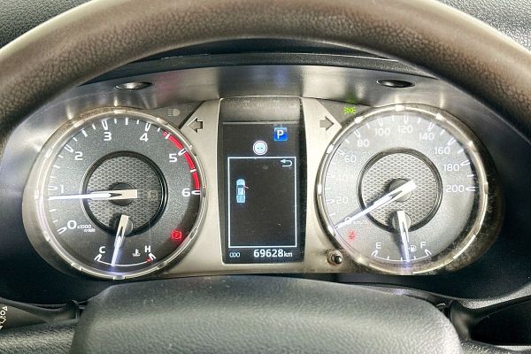 2022 Toyota Hilux GUN126R SR image