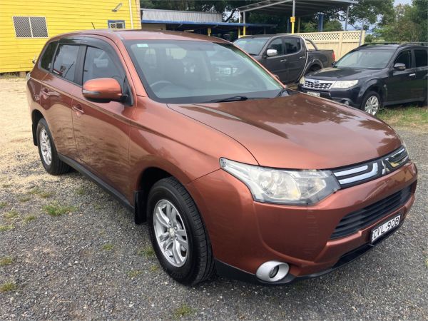 2012 MITSUBISHI OUTLANDER 4D WAGON ZJ LS (4x4) image