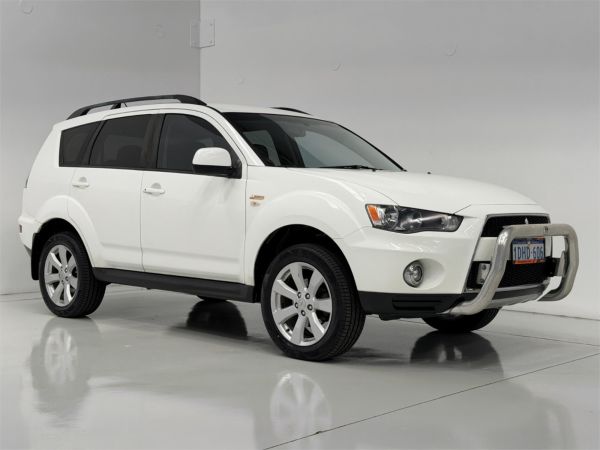 2012 MITSUBISHI OUTLANDER 4D WAGON ZH MY12 VR image