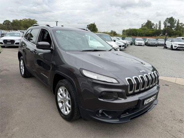2014 Jeep Cherokee Wagon KL Longitude image