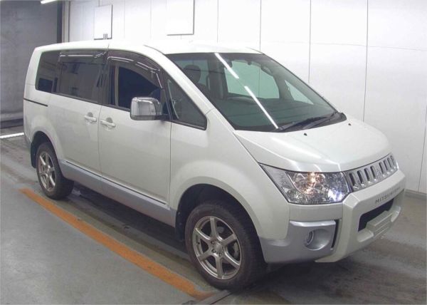 2010 MITSUBISHI DELICA Other MITSUBISHI DELICA 2010 image