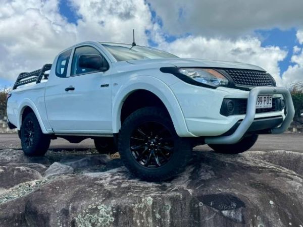 2018 Mitsubishi Triton CAB CHASSIS GLX EXTENDED CAB MR MY19 image