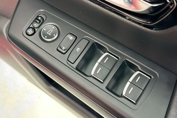 2025 Honda CR-V VTi L image