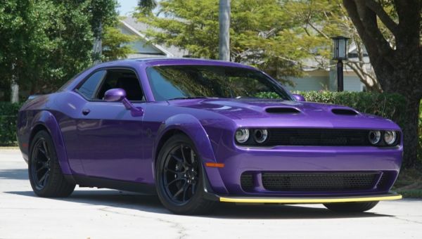 2023 Dodge SRT Plum Crazy purple Challenger Hellcat image