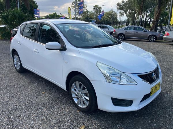 2014 Nissan Pulsar Hatchback C12 ST image