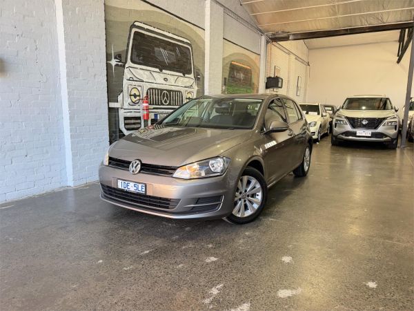2015 VOLKSWAGEN GOLF 5D HATCHBACK AU MY15 90 TSI COMFORTLINE image