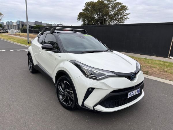 2021 TOYOTA C-HR 4D WAGON ZYX10R KOBA (2WD) HYBRID image