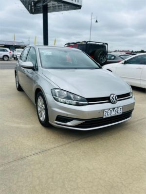 2019 VOLKSWAGEN GOLF 5D HATCHBACK AU MY19 110 TSI TRENDLINE image