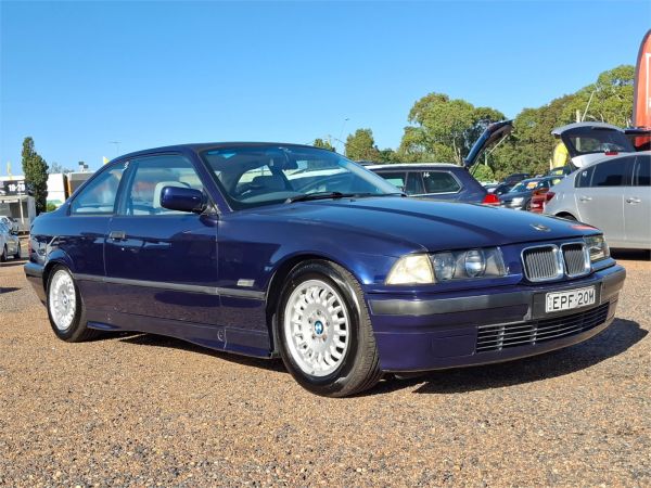 1995 BMW 3 Series Coupe E36 318is image