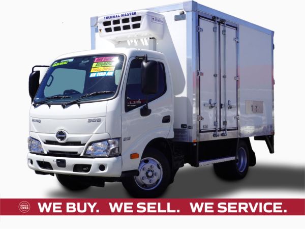 2020 Hino 300 Series Boxbody/Refrigerated Chiller 616 IFS image