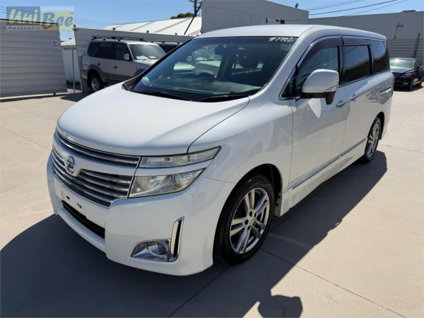 2010 Nissan Elgrand Wagon TE52 Highway Star image