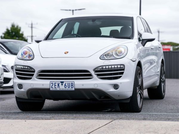 2014 Porsche Cayenne Wagon E2 MY14 Platinum Edition image