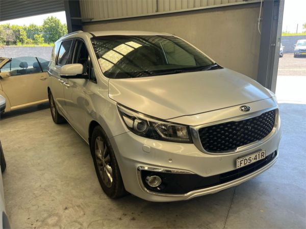 2016 Kia Carnival Wagon YP MY17 Platinum image