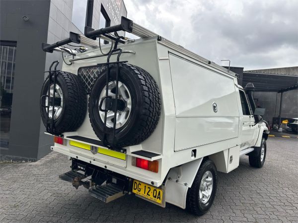 2022 TOYOTA LANDCRUISER 70 SERIES C/CHAS VDJ79R GXL image