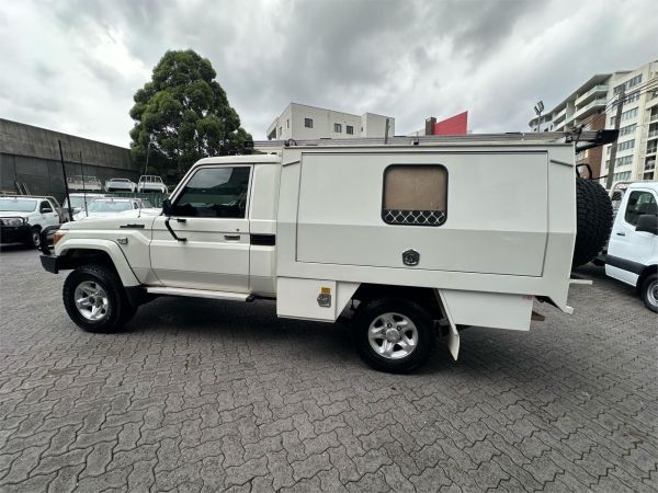 2022 TOYOTA LANDCRUISER 70 SERIES C/CHAS VDJ79R GXL image