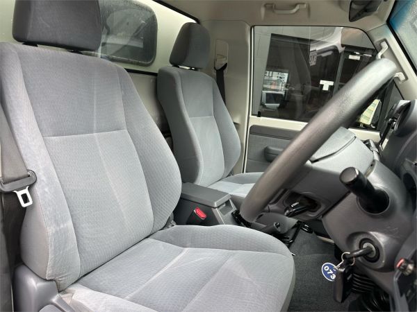 2022 TOYOTA LANDCRUISER 70 SERIES C/CHAS VDJ79R GXL image