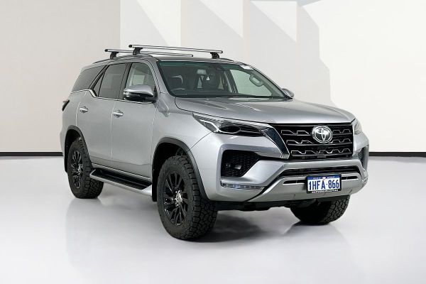 2021 Toyota FORTUNER CRUSADE GUN156R image