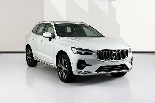 2022 Volvo XC60 ULTIMATE B5 BRIGHT MHEV 246 MY23 image