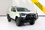 Image for 2025 Toyota HILUX SR (4x4) STEEL WHEELS GUN126R RC 4X4
