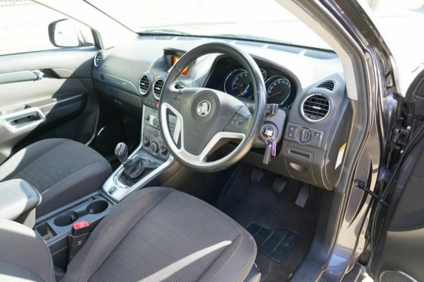 2013 Holden Captiva CG MY12 5 (FWD) Grey 6 Speed Manual Wagon image