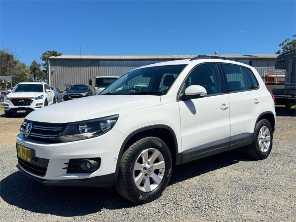 2013 VOLKSWAGEN TIGUAN 4D WAGON 5NC MY13.5 103 TDI image