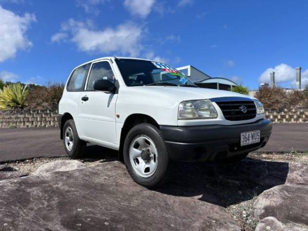 2003 Suzuki Grand Vitara HARDTOP JLX SQ420 S4 image