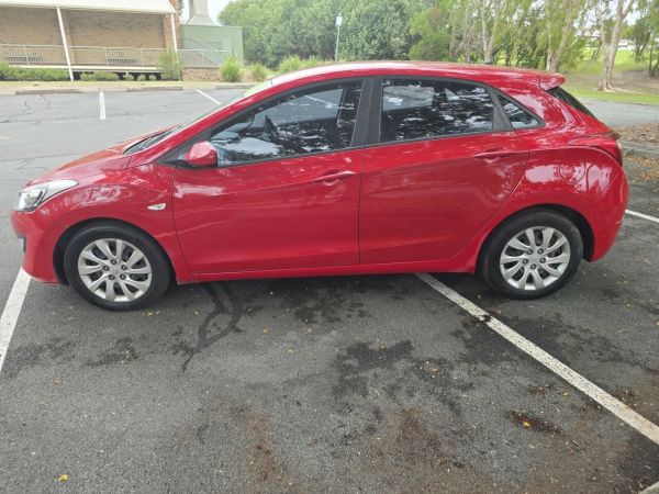 2013 Hyundai i30 GD Active 1.6 CRDi Red 6 Speed Automatic Hatchback image