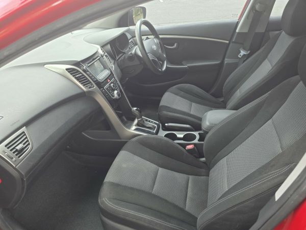 2013 Hyundai i30 GD Active 1.6 CRDi Red 6 Speed Automatic Hatchback image