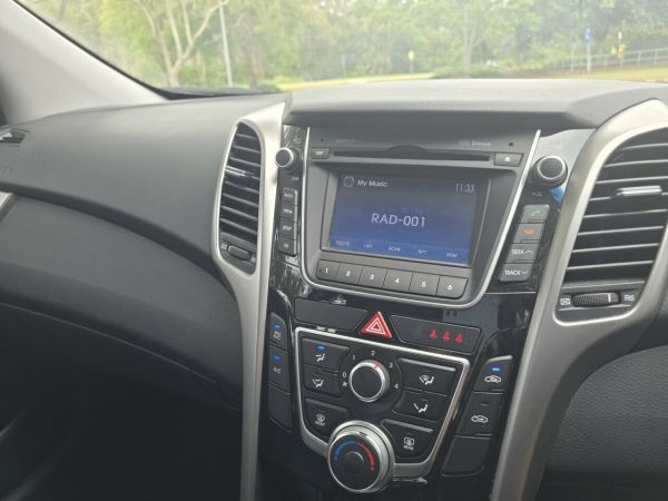 2013 Hyundai i30 GD Active 1.6 CRDi Red 6 Speed Automatic Hatchback image