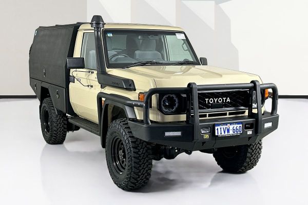 2025 Toyota LANDCRUISER 70 SERIES LC79 GXL + DIFF LOCKS VDJL79R 4X4 image