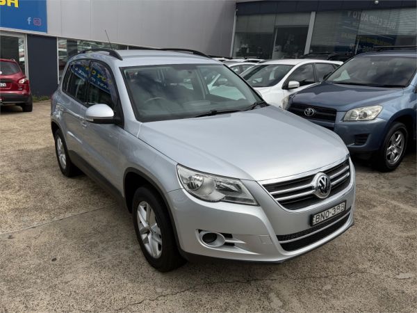 2009 VOLKSWAGEN TIGUAN 4D WAGON 5NC MY10 125 TSI image
