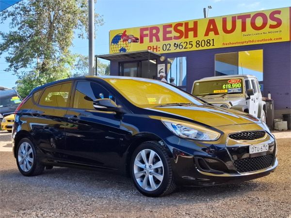 2017 Hyundai Accent Hatchback RB6 MY18 Sport image