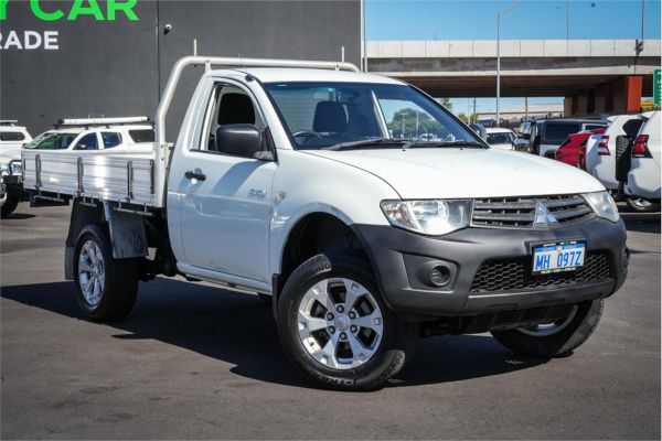 2015 Mitsubishi Triton GL MN Rear Wheel Drive image