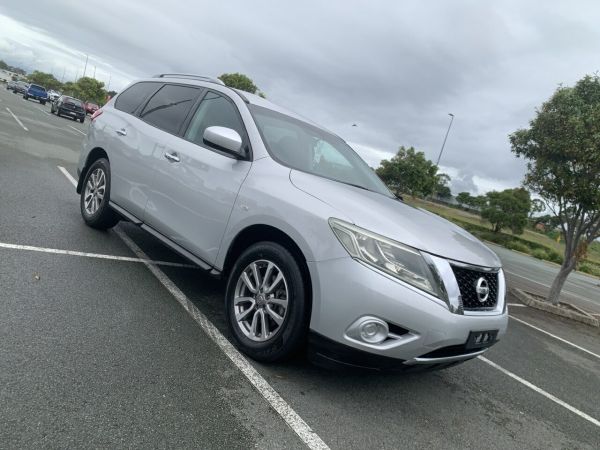 2015 Nissan Pathfinder ST Silver Automatic Wagon image