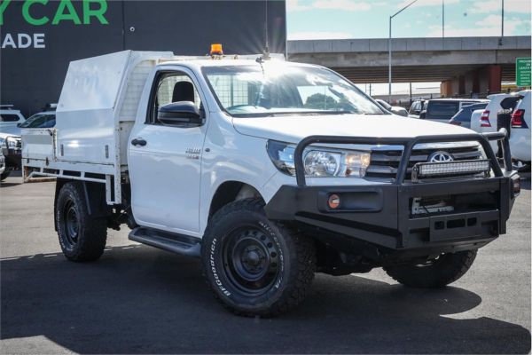 2017 Toyota Hilux SR GUN126R 4X4 image