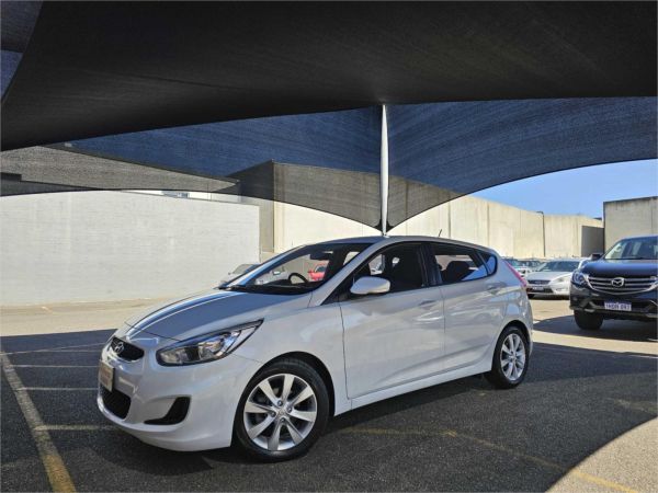 2018 Hyundai Accent Hatchback RB6 MY18 Sport image