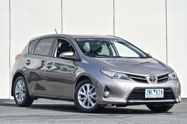 2013 Toyota Corolla Hatchback ZRE182R Ascent Sport image