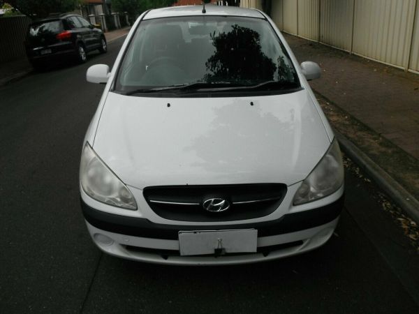 2009 Hyundai Getz TB MY09 S White 5 Speed Manual Hatchback image