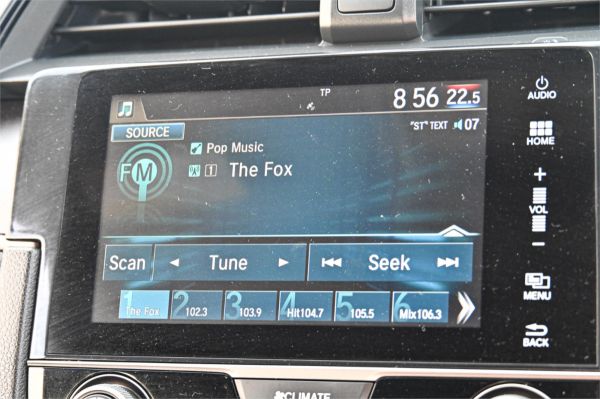 2017 Honda Civic Hatchback 10th Gen MY17 VTi image